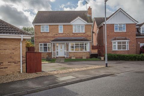 29 Alvis Drive, Yaxley, Peterborough, PE7 3AH