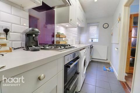 17 Hillside Close, Headley Down, Bordon, GU35 8BL