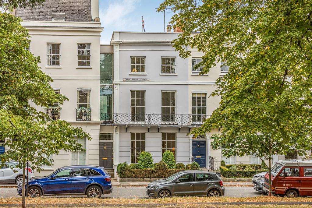 Montpellier Spa Road, Cheltenham, Gloucestershire, GL50 5 bed terraced