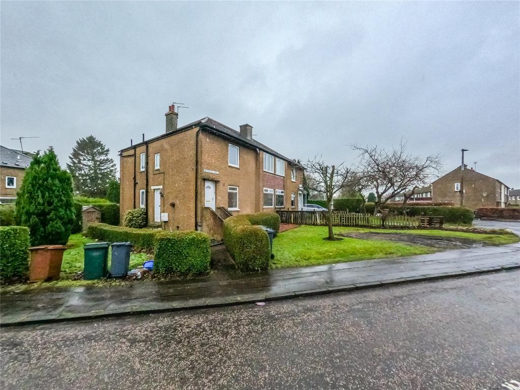 BROOMLEA CRESCENT, EDINBURGH, EH12 3 bed property £850 pcm (£196 pw)