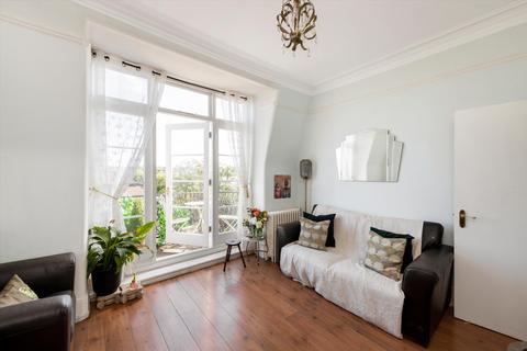 2 bedroom flat for sale - London, NW2