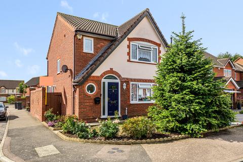 3 bedroom detached house for sale - Chatfield Way, East Malling