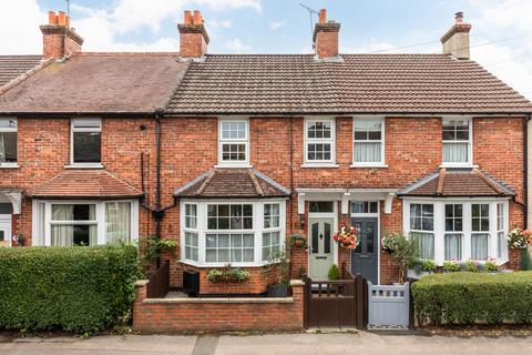 3 bedroom terraced house for sale - Homestead Road, Caterham