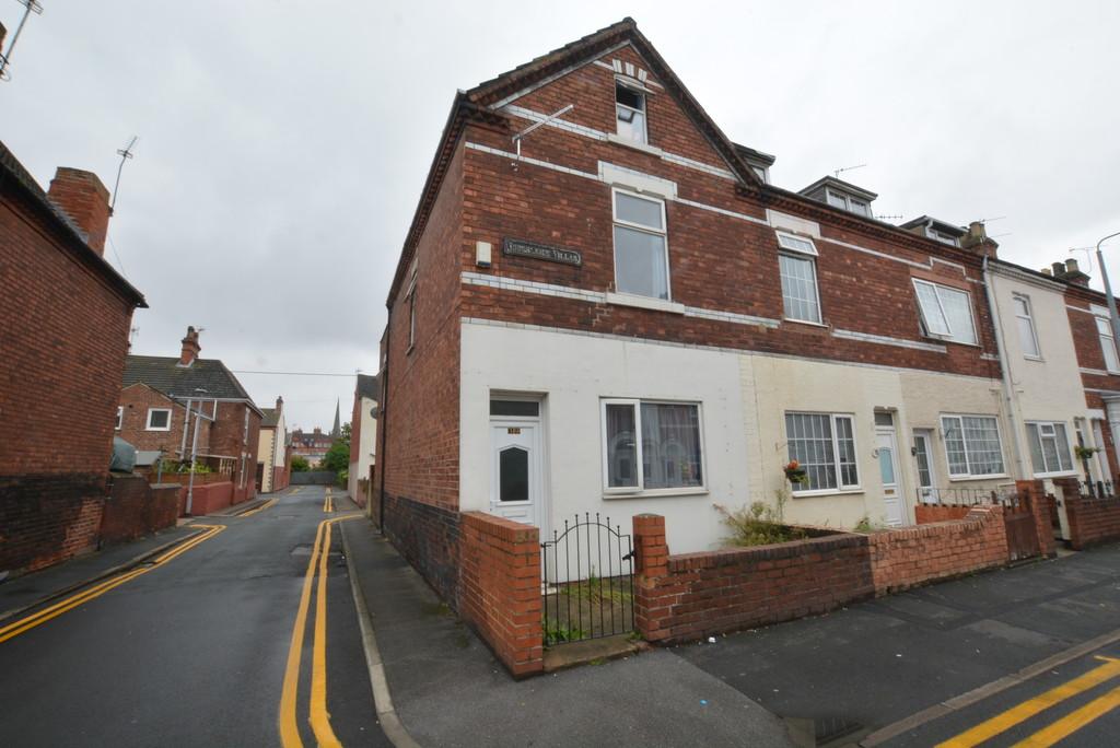 Jefferson Street, Goole 3 bed end of terrace house for sale £90,000
