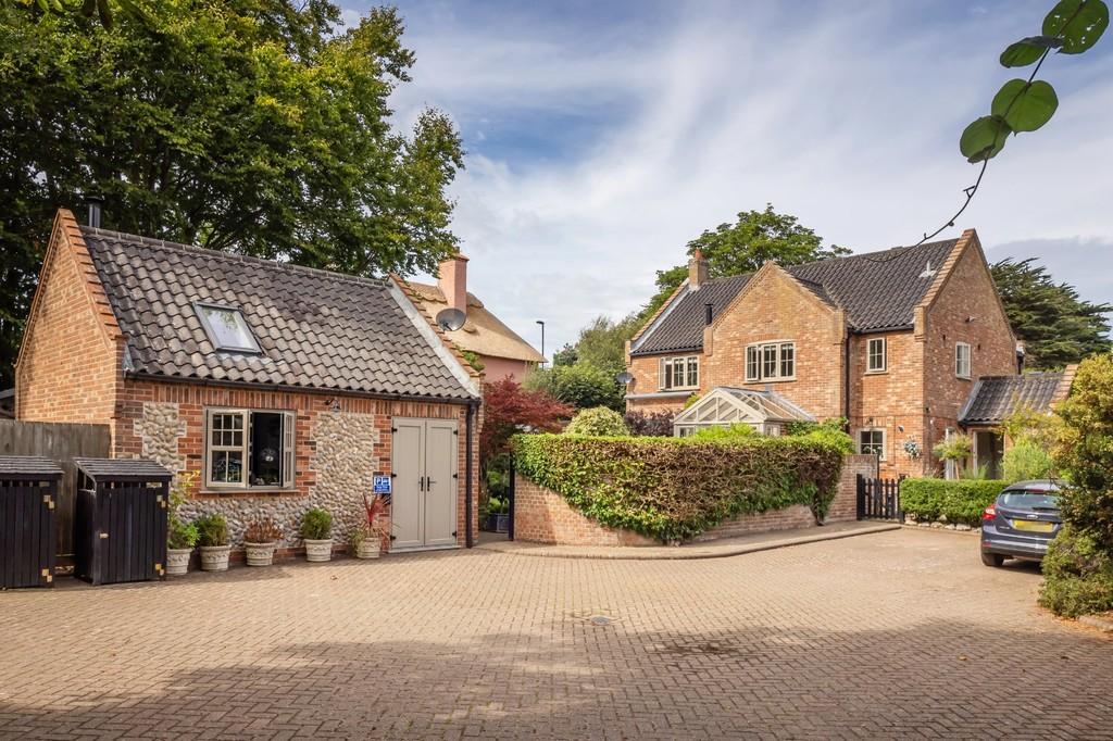 West Runton 4 bed detached house for sale £750,000