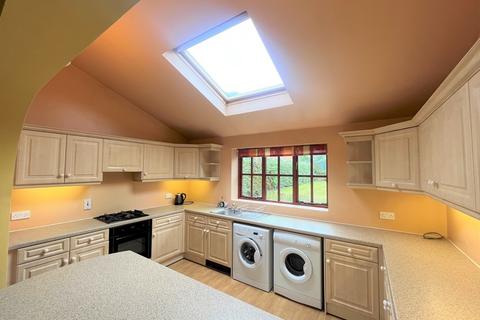 2 bedroom semi-detached house to rent, Richmondfield Lane, Barwick In Elmet