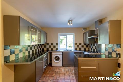 2 bedroom flat to rent, Metchley Drive, Harborne, B17