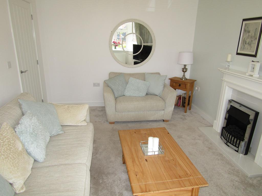 Lounge 2