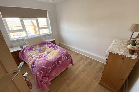 2 bedroom flat for sale - Long Close Avenue, Allesley, Coventry