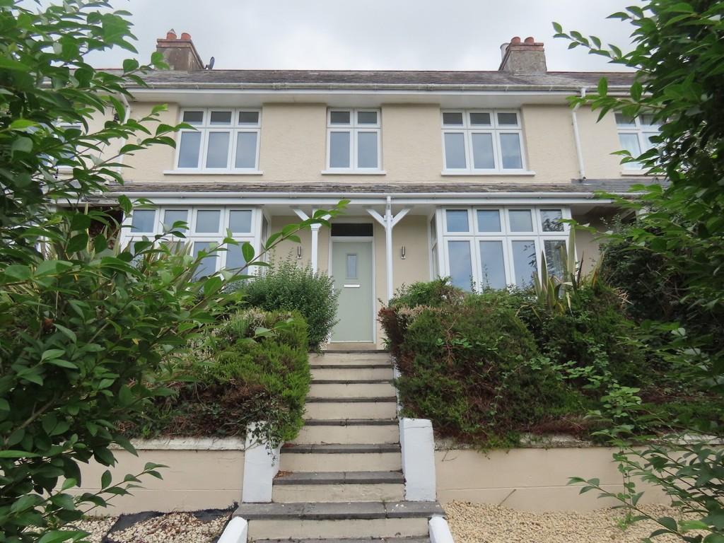 Tawton, Barnstaple 3 bed terraced house £1,200 pcm (£277 pw)