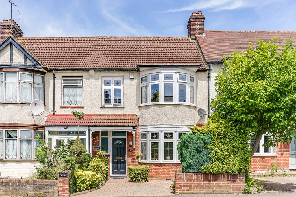 Chingford, London 3 bed terraced house £575,000