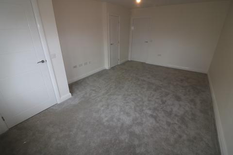 3 bedroom semi-detached house to rent, Jobson Avenue, Beverley