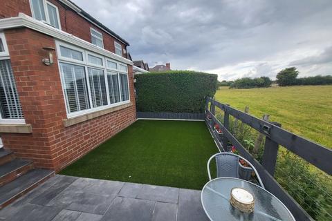 314 Whitehall Road, Drighlington, Bradford, BD11 1BD