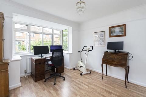 10 Oakdene Close, Brockham, Betchworth, RH3 7JZ