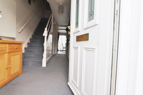 54 Briar Road, Romford, RM3 8AP