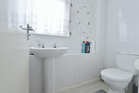 54 Briar Road, Romford, RM3 8AP