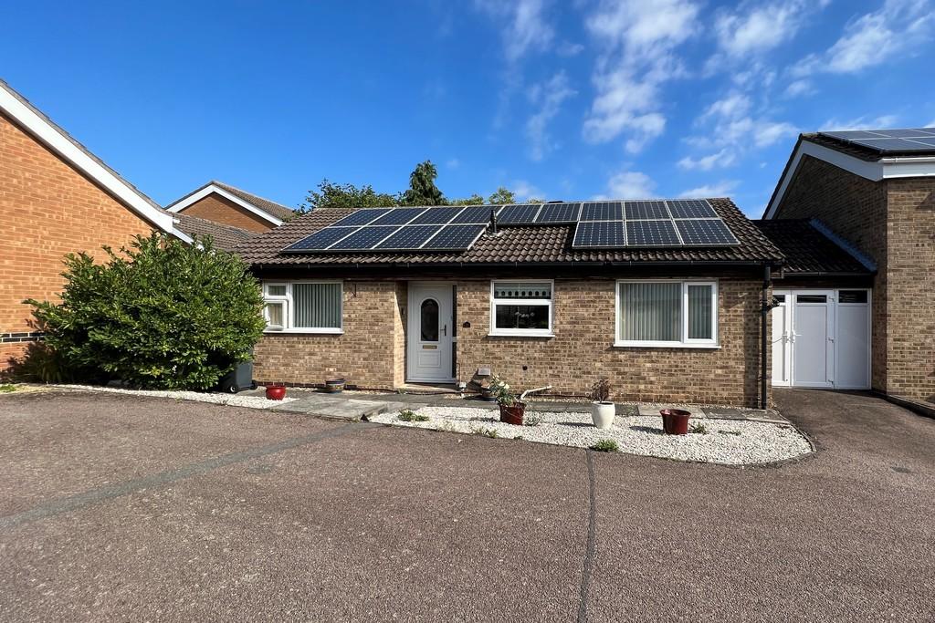 Cranmere Road, Melton Mowbray 3 bed detached bungalow for sale £280,000