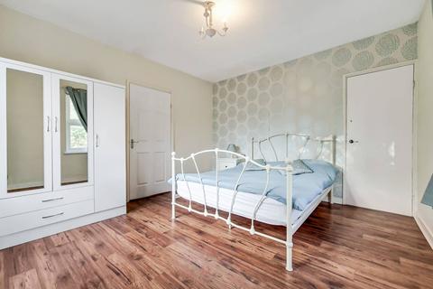 72a Brookmill Road, London, SE8 4JJ