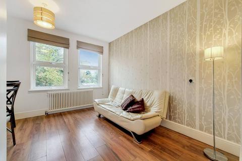 72a Brookmill Road, London, SE8 4JJ