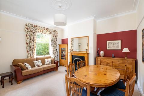 18 Ashburn Place, Ilkley, LS29 9NW