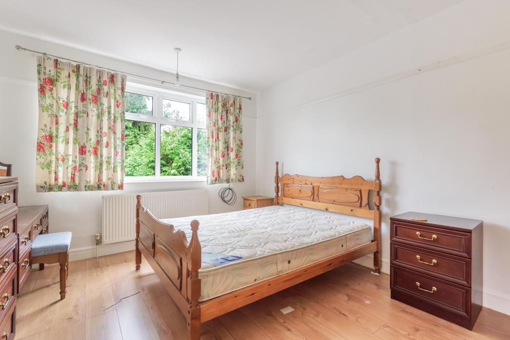 Kidlington, Oxfordshire, OX5 4 bed semidetached house to rent £2,000