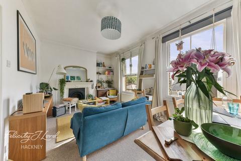 Flat D, 12 Brookfield Road, London, E9 5AH