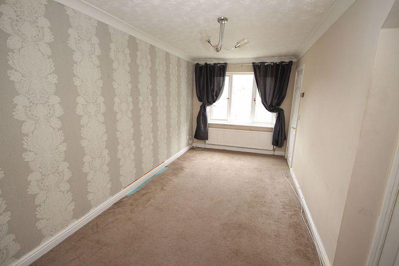 KINGS MEWS, CLEETHORPES 3 bed terraced house £139,950