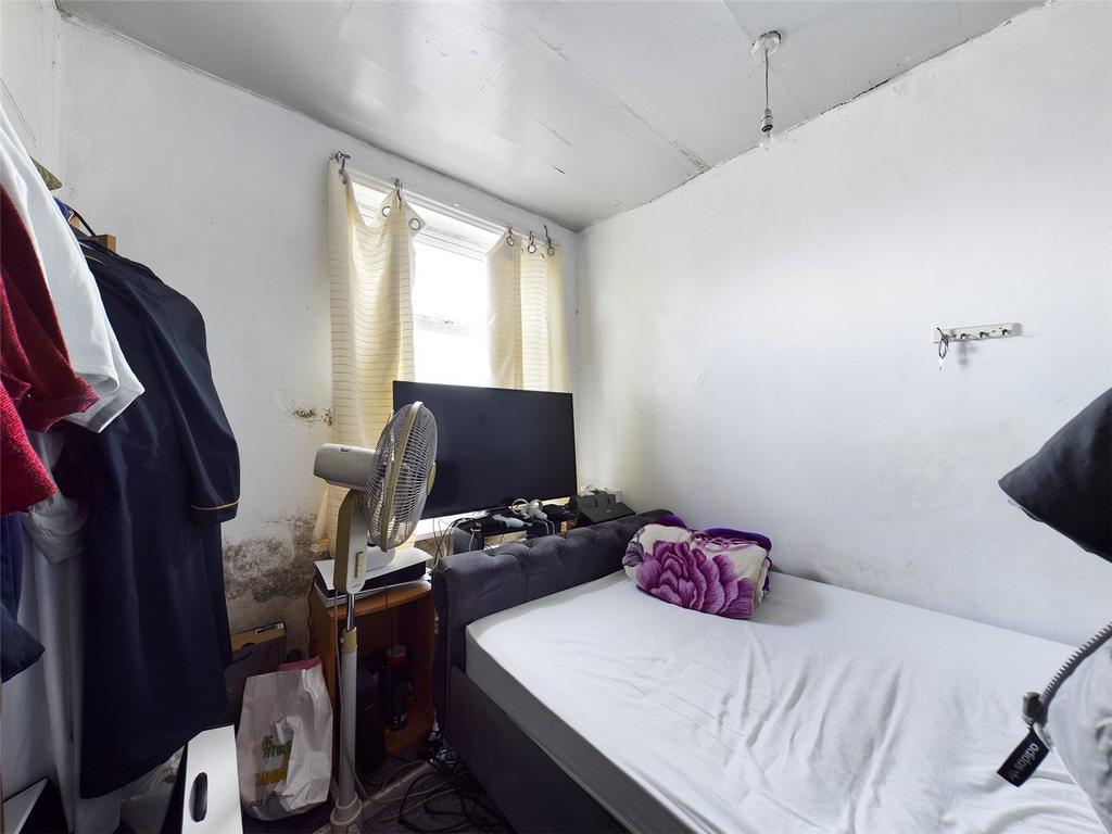 Picture No. 04