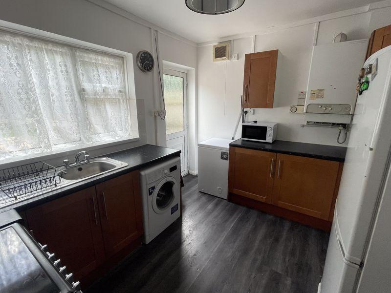 Tottenham Crescent, Kingstanding... 3 bed semidetached house £180,000