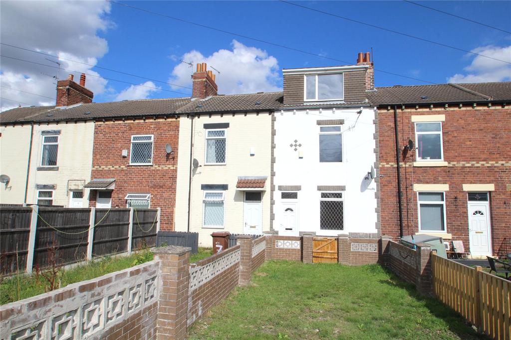 Longsight Terrace, Kinsley, Pontefract, WF9 3 bed terraced house £575
