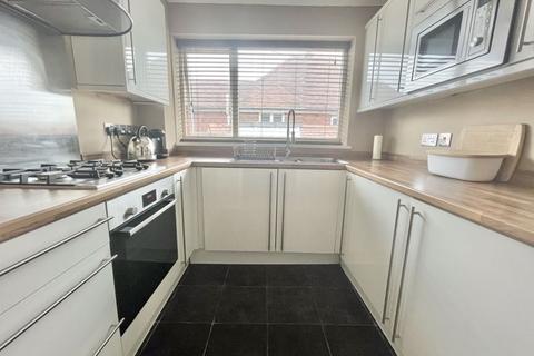 39m Walmley Ash Road, Sutton Coldfield, B76 1JA