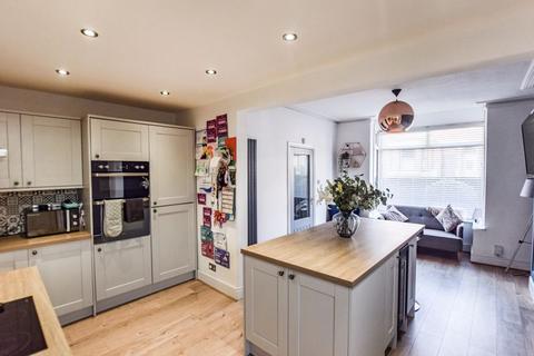 1 Appleton Road, Widnes, WA8 6EX