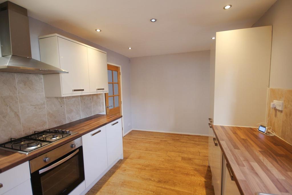 Fidler Street, St Helens, WA10 3 bed terraced house £650 pcm (£150 pw)
