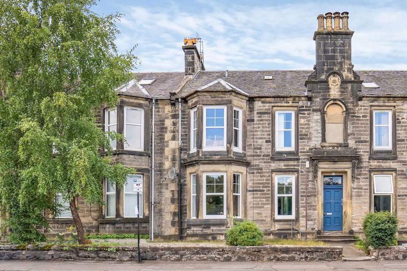 Wallace Street, Stirling 2 bed apartment £159,000