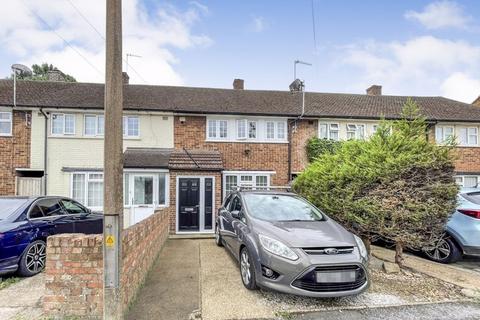 90 Cherwell Grove, South Ockendon, RM15 6AS