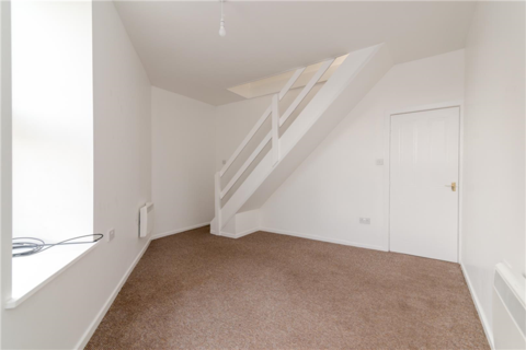 3 bedroom apartment to rent - Ainsworth Road, Radcliffe, Manchester