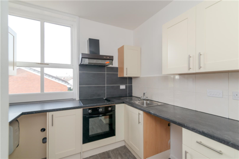 3 bedroom apartment to rent - Ainsworth Road, Radcliffe, Manchester