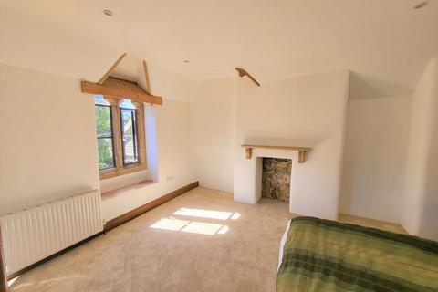 3 bedroom end of terrace house to rent, Sherborne