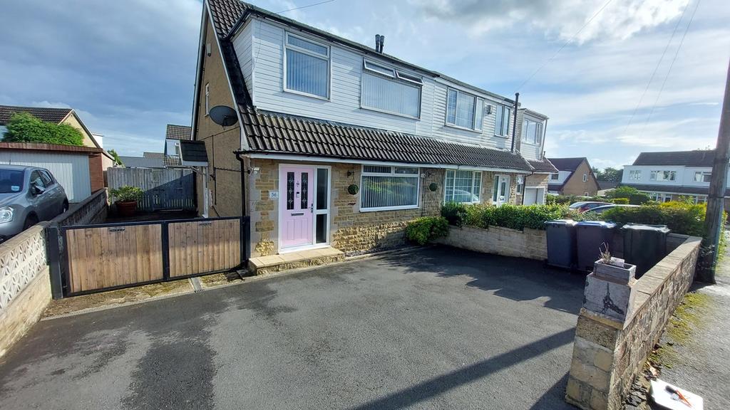 Coniston Avenue, Queensbury, Bradford, BD13 3 bed semidetached house