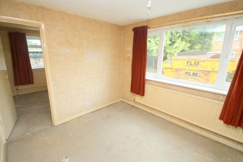 2 Whatmore Close, Staines-upon-thames, TW19 6AS