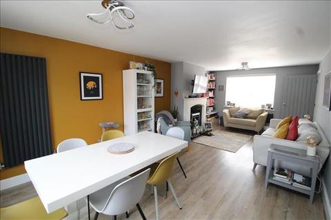 1 Canon Stevens Close, Collingham, Newark, NG23 7RH