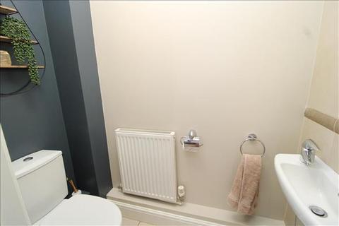 1 Canon Stevens Close, Collingham, Newark, NG23 7RH