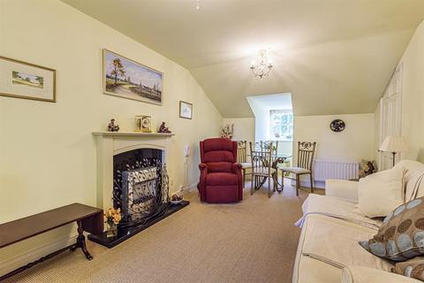 2 bedroom flat for sale, St Marys Manor, Beverley, East Yorkshire, HU17 8DE