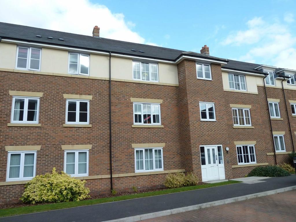 The Hawthorns, Flitwick, MK45 2 bed apartment £850 pcm (£196 pw)
