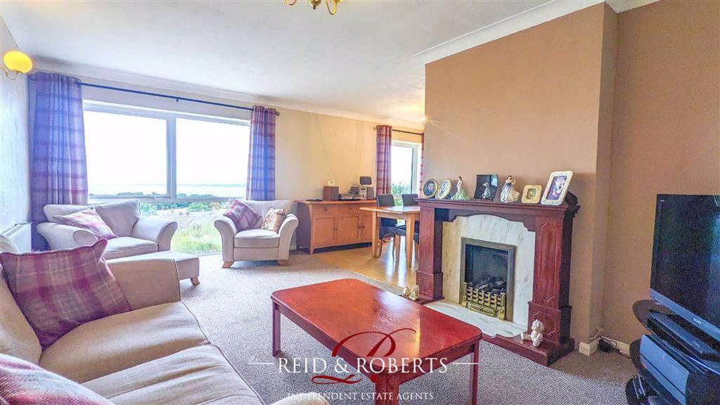 Crecas Lane, Carmel, Holywell, CH8 3 bed detached bungalow £260,000