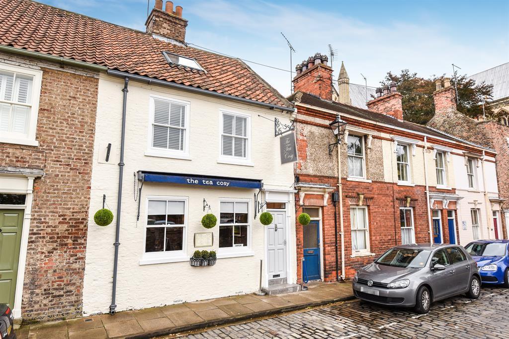 The Tea Cosy, Highgate, Beverley, HU17 0DN 3 bed terraced house £465,000