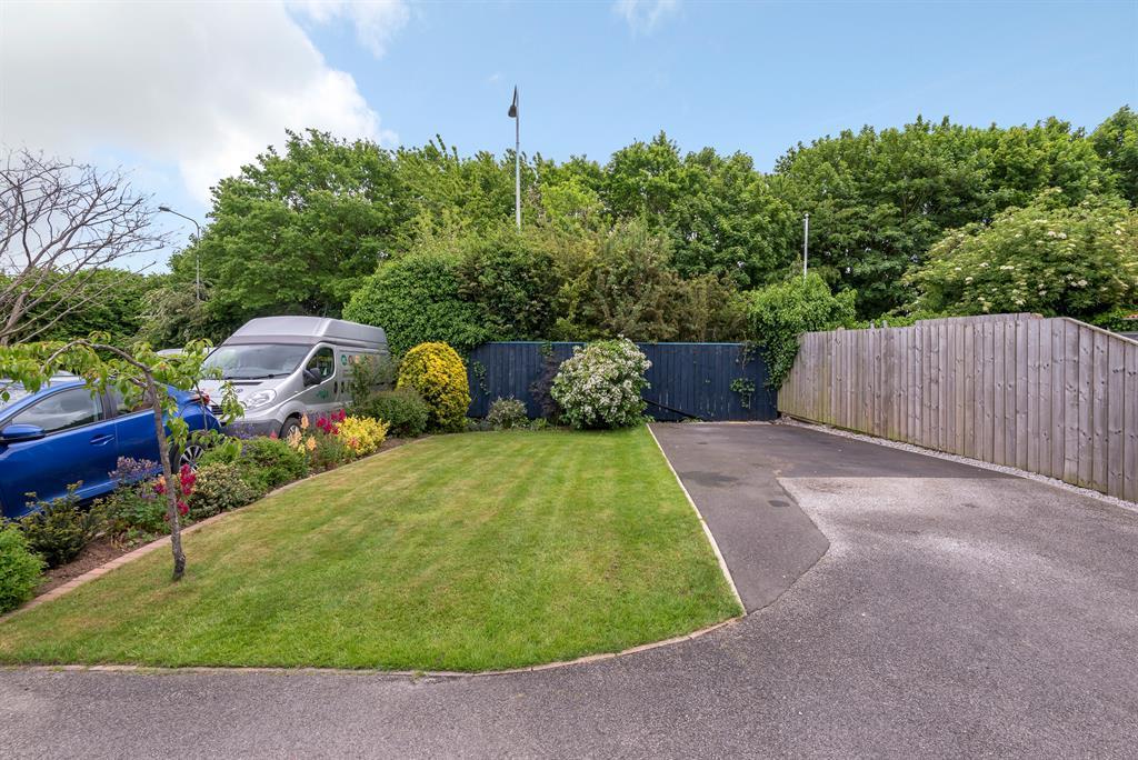 Poplars Way, Beverley, East... 4 bed detached house £350,000