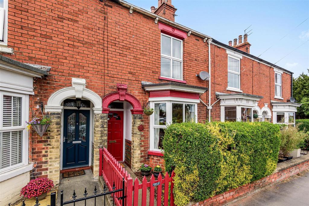 Norwood, Beverley, East Yorkshire, HU17 9HT 2 bed terraced house for