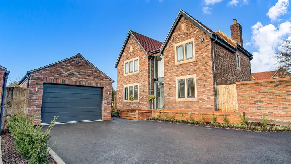 Farrow Drive, Walkington, East Yorkshire, HU17 8RX 3 bed detached house