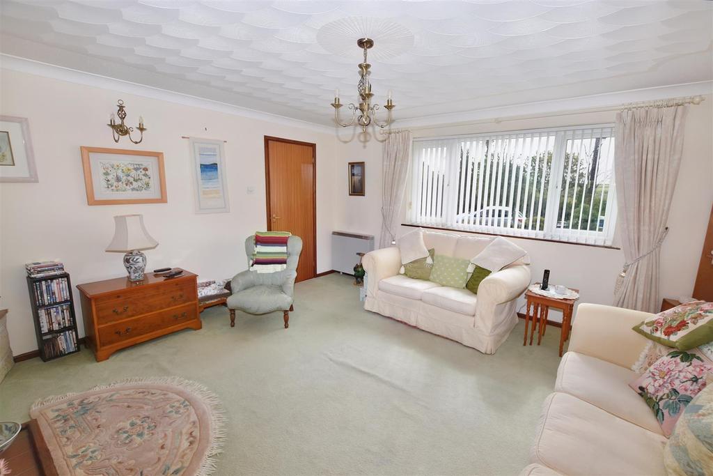 Treskerby, Redruth 3 bed detached house £350,000